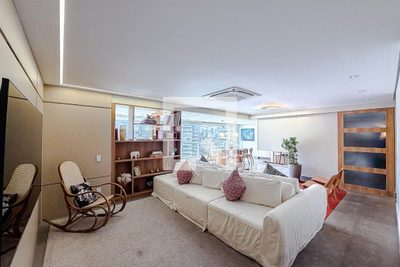 Apartamento, 3 quartos, 192 m² - Foto 2
