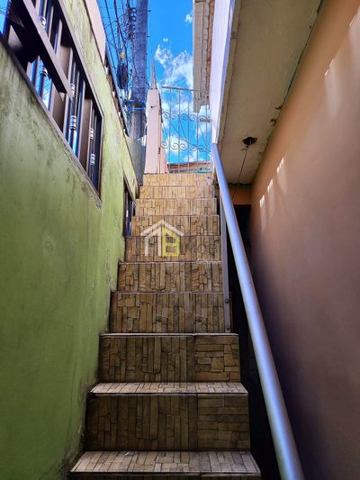 Casa, 8 quartos, 188 m² - Foto 3