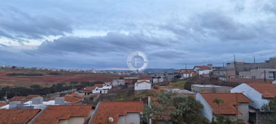 Casa, 2 quartos, 250 m² - Foto 1
