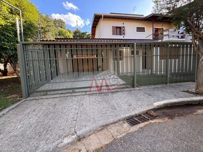 Sobrado, 5 quartos, 392 m² - Foto 2