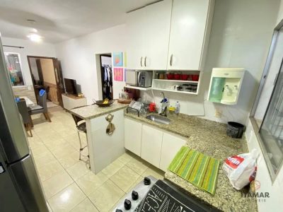Casa, 3 quartos, 250 m² - Foto 2