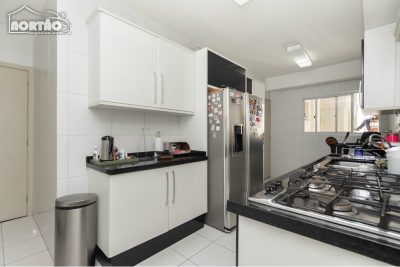 Casa, 4 quartos, 176 m² - Foto 2