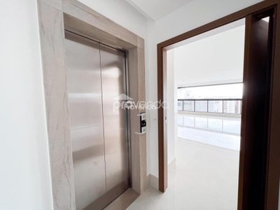 Apartamento, 3 quartos, 185 m² - Foto 2