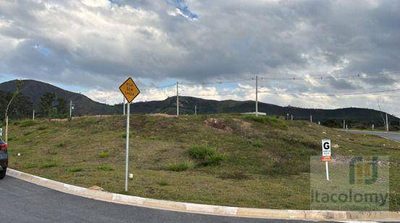 Loteamento e Condomínio, 354 m² - Foto 1