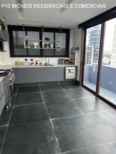 Apartamento, 3 quartos, 240 m² - Foto 1
