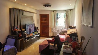 Sobrado, 3 quartos, 131 m² - Foto 1