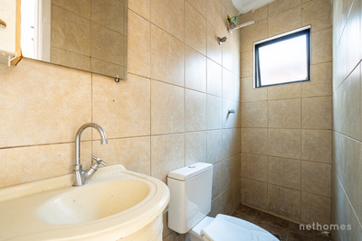 Casa, 3 quartos, 212 m² - Foto 2