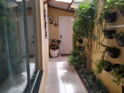 Casa, 4 quartos, 242 m² - Foto 4