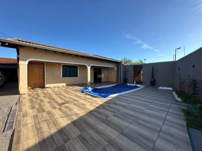 Casa, 4 quartos, 265 m² - Foto 2