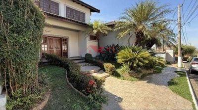 Sobrado, 5 quartos, 368 m² - Foto 1