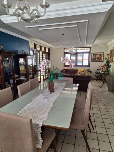 Casa, 4 quartos, 289 m² - Foto 3