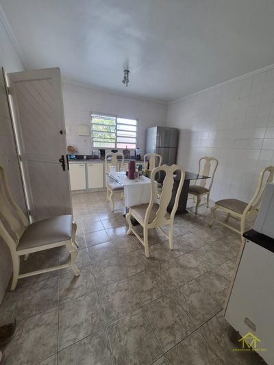 Casa, 6 quartos, 200 m² - Foto 2