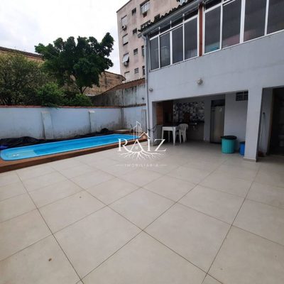 Casa, 2 quartos, 180 m² - Foto 1