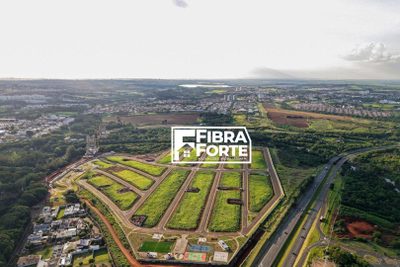 Loteamento e Condomínio, 250 m² - Foto 1
