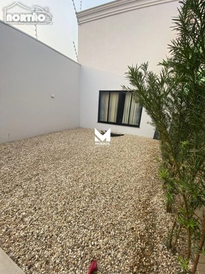 Casa, 3 quartos, 204 m² - Foto 2