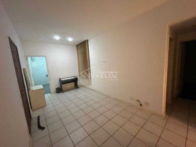 Apartamento, 2 quartos, 70 m² - Foto 2