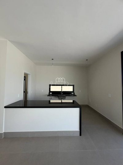Sobrado, 3 quartos, 220 m² - Foto 2