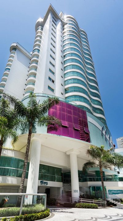 Apartamento, 3 quartos, 138 m² - Foto 1