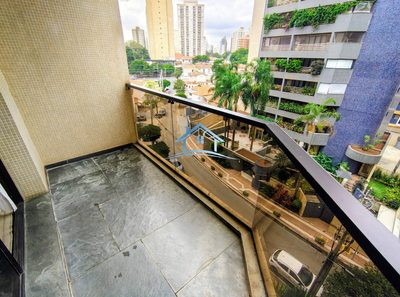 Apartamento, 3 quartos, 236 m² - Foto 2