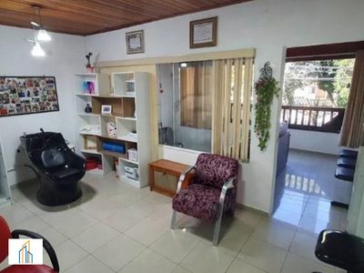 Sobrado, 3 quartos, 218 m² - Foto 2