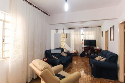 Casa, 3 quartos, 240 m² - Foto 3