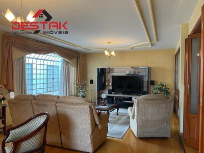 Casa, 4 quartos, 355 m² - Foto 1