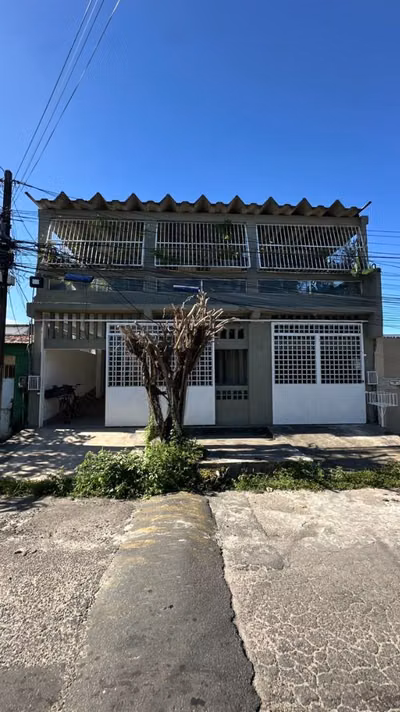 Casa, 3 quartos, 200 m² - Foto 1