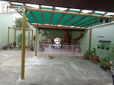 Casa, 4 quartos, 180 m² - Foto 2