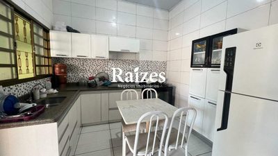 Casa, 2 quartos, 63 m² - Foto 1