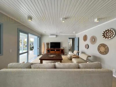 Casa, 5 quartos, 230 m² - Foto 2