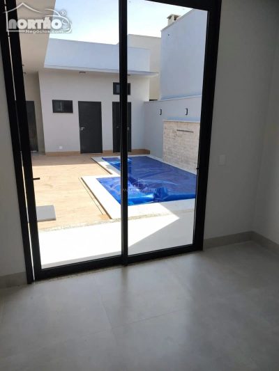 Casa, 1 quarto, 193 m² - Foto 1