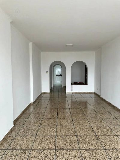 Apartamento, 3 quartos, 156 m² - Foto 2