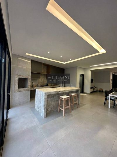 Sobrado, 3 quartos, 214 m² - Foto 2