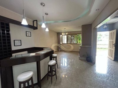 Casa, 3 quartos, 230 m² - Foto 3