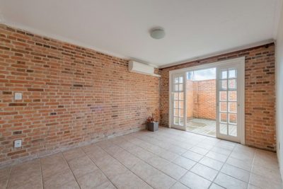 Casa, 3 quartos, 198 m² - Foto 2