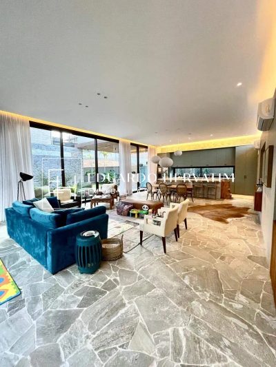 Casa, 3 quartos, 352 m² - Foto 1