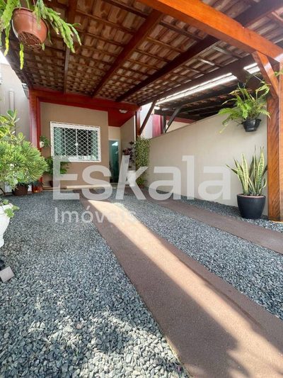 Casa, 2 quartos, 52 m² - Foto 1