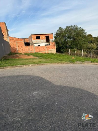 Terreno, 201 m² - Foto 1