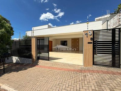 Casa, 3 quartos, 195 m² - Foto 1
