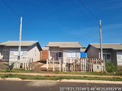 Casa, 2 quartos, 180 m² - Foto 1