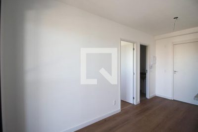 Apartamento, 1 quarto, 27 m² - Foto 2