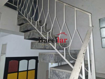 Casa, 8 quartos, 293 m² - Foto 4