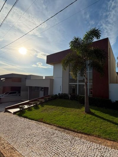 Casa, 3 quartos, 210 m² - Foto 2