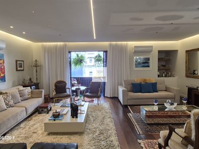 Apartamento, 3 quartos, 158 m² - Foto 1