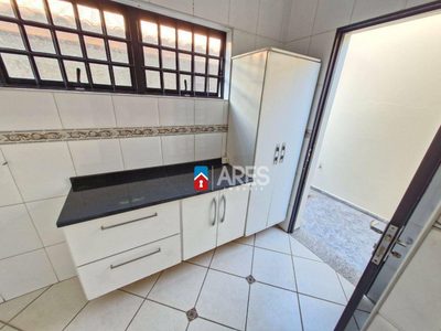 Casa, 3 quartos, 157 m² - Foto 4