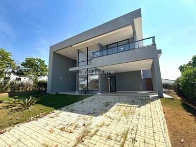 Casa, 4 quartos, 369 m² - Foto 1