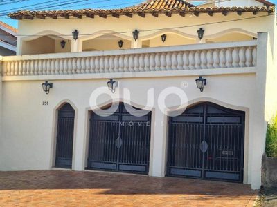 Casa, 3 quartos, 252 m² - Foto 2