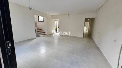 Casa, 3 quartos, 220 m² - Foto 1