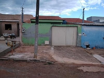 Casa, 2 quartos, 180 m² - Foto 1