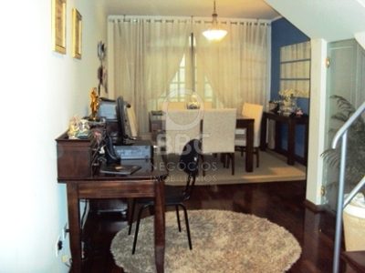 Sobrado, 3 quartos, 240 m² - Foto 4